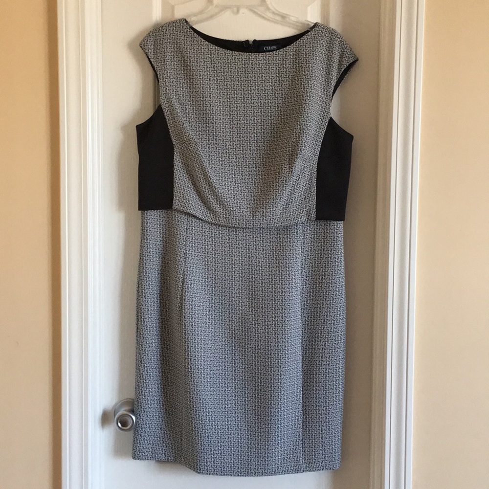 Black/white dress